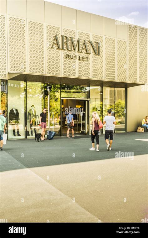 magasin d usine armani